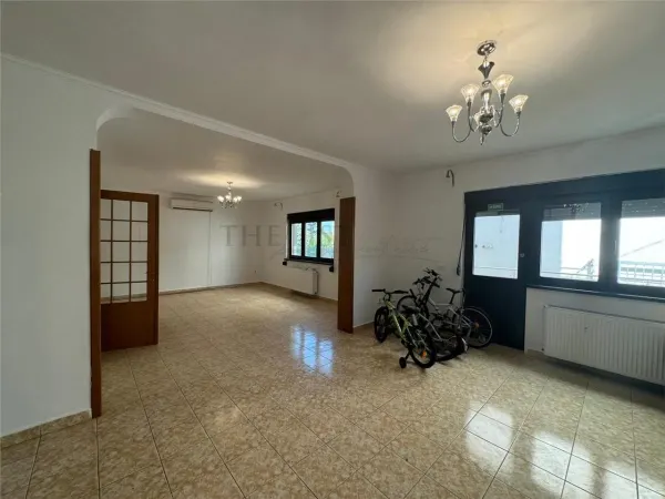 Casă 10 camere București - poza 3
