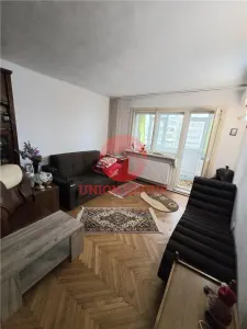 Apartament 3 Camere, Decomandat,  zona Casa de Cultura - foto 3