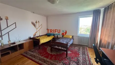 Casa  de vanzare zona ultracentrala ideala pentru transformare in pensiune - foto 2