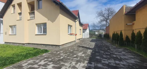 Casă 4 camere Alba Iulia - poza 1