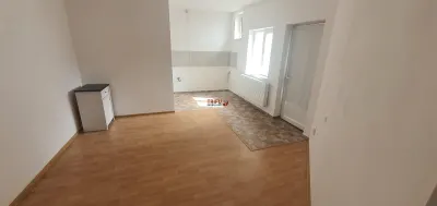 Casă 4 camere cu atelier zona Tolstoi 1200 mp teren - foto 11