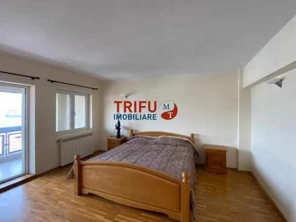 Apartament 4 camere Alba Iulia - poza 2