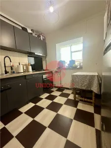 Apartamente 3 Camere Decomandat, Etaj 2, Zona KM 5 - foto 4