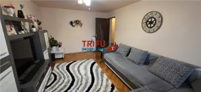Apartament de vanzare cu 3 camere in Cetate - foto 2