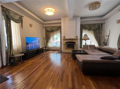 Vila Exclusivista - Visan - Profi - foto 1