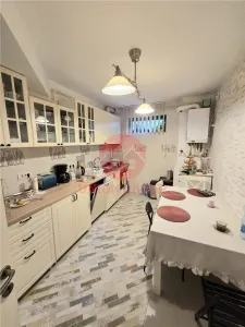 Apartament Spatios, 3 Camere, Decomandat, Demisol, Zona Primo - foto 12