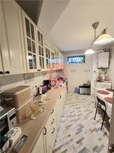 Apartament Spatios, 3 Camere, Decomandat, Demisol, Zona Primo - foto 10