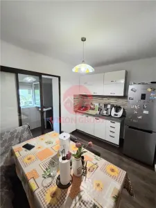 Apartament 3 Camere, Spatios, Parter, Zona Far - foto 6