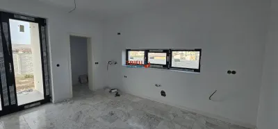 Casa individuala de vanzare 4 camere 2 bai 448mp teren - foto 3