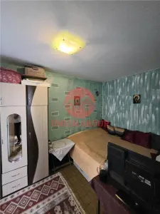 Apartament 3 Camere, Semidecomandat, Zona Piata Amzacea, Etaj 2 - foto 6