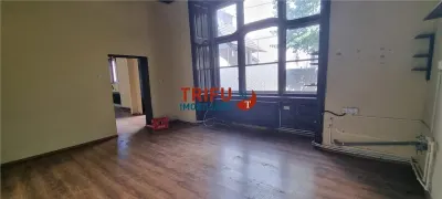 Spatiu de 75 mp pretabil pentru birouri aflat in vecinatatea Cetatii Alba Carolina - Alba Iulia