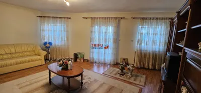 Spatiu comercial cu locuinte de serviciu - foto 6