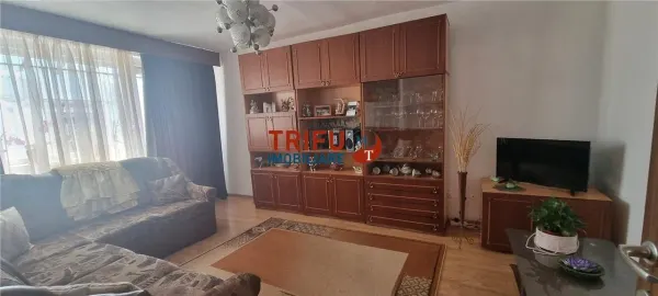 Apartament 3 camere Alba Iulia - poza 1