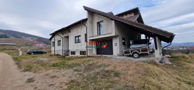 Casa deosebita situata Alba-Micesti partea stanga - foto 2