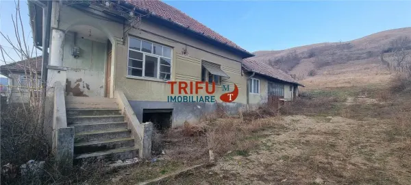 Casă 2 camere Alba Iulia - poza 1