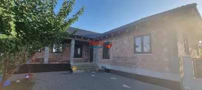 Casa pe un nivel construita cu materiale de calitate superioara - foto 3