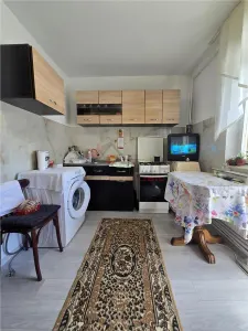 Apartament 3 camere, 2 bai, etaj intermediar- Nicolina - foto 2