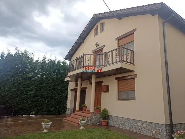 Casă 5 camere Alba Iulia - poza 1