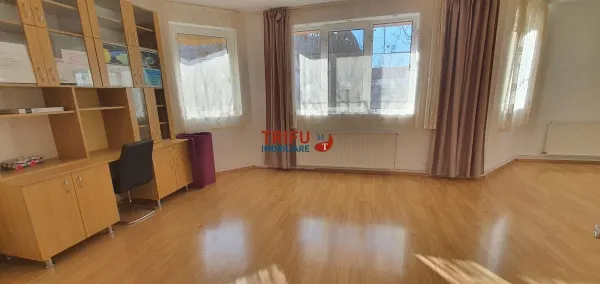 Casă 7 camere Alba Iulia - poza 1