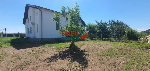 Casă 4 camere Alba Iulia - poza 1