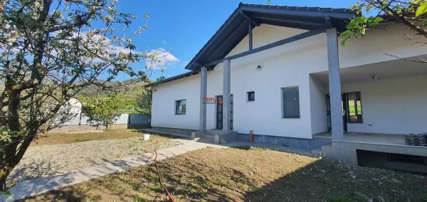 Casă 3 camere Alba Iulia - poza 1