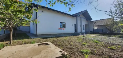 Casa noua de vanzare la 10 km de Alba Iulia 450 mp teren - foto 3