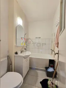 Mircea cel Batran , 2 camere decomandat, etaj intermediar, liber - foto 5