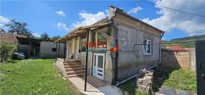 Casa de vanzare in comuna Cricau 1534mp teren - foto 5