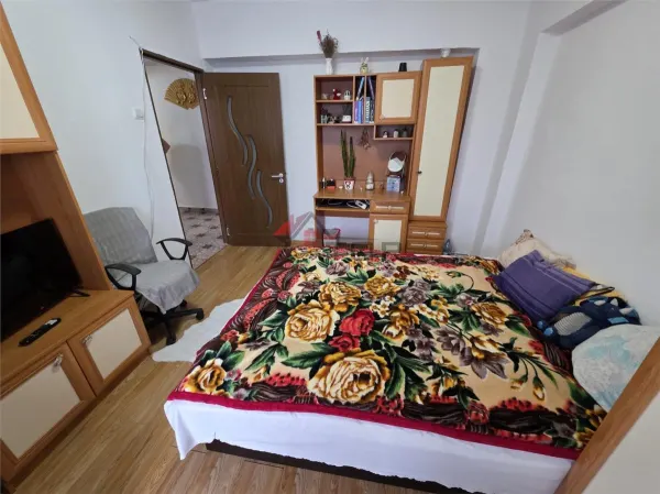 Apartament 3 camere Iași - poza 8