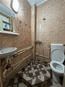 Garsoniera in bloc de apartamente, Podu Ros - foto 4