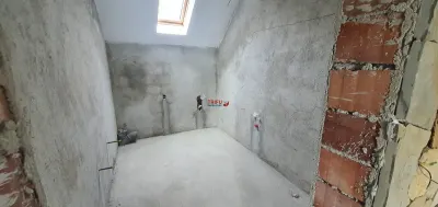 Casa semifinisata cu etaj 5 camere zona Schit pretabila pensiune - foto 13