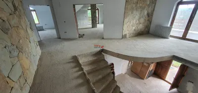 Casa semifinisata cu etaj 5 camere zona Schit pretabila pensiune - foto 19