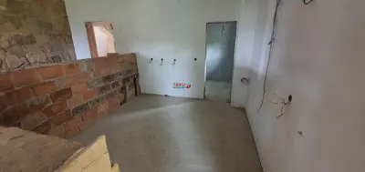 Casa semifinisata cu etaj 5 camere zona Schit pretabila pensiune - foto 7