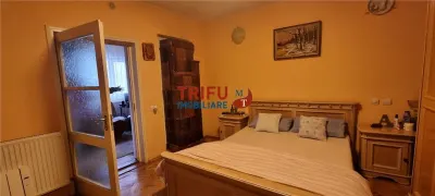 Casa de vanzare in Partos pretabila pt 2 familii - foto 10