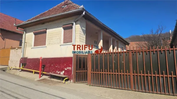 Casă 2 camere Ighiu - poza 1