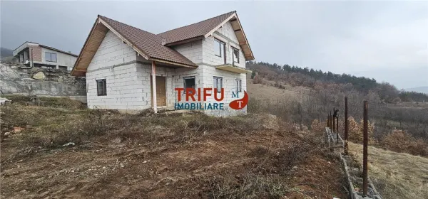 Casă 4 camere Alba Iulia - poza 1