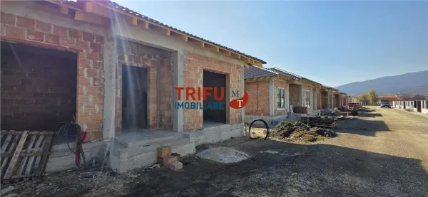 Casă 4 camere Alba Iulia - poza 1