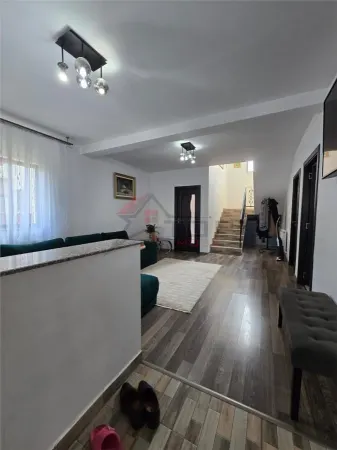 Casă 5 camere Iași - poza 3