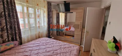 Apartament 3 camere de vanzare zona Cetate - foto 3
