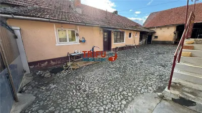 Casa cu 4 camere de vanzare in Cricau - Cricau