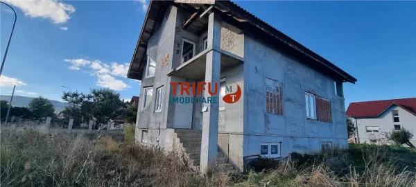 Casă 9 camere Alba Iulia - poza 1