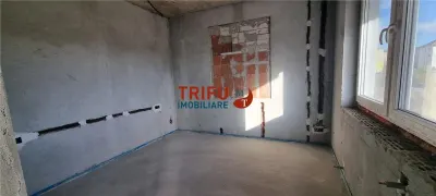 Casa 9 camere de vanzare cu 1005 mp teren - foto 11