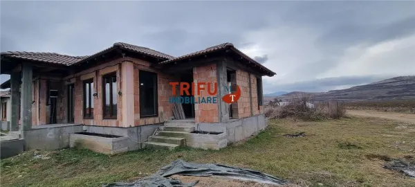 Casă 4 camere Ighiu - poza 2