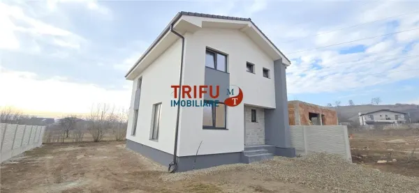 Casă 4 camere Alba Iulia - poza 1