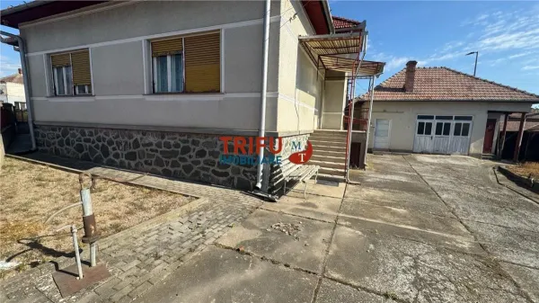 Casă 4 camere Alba Iulia - poza 1