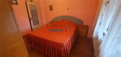 Apartament cu 4 camere de vanzare zona Centru - foto 3