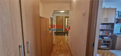Apartament Spațios cu Balcon Închis și Parcare – Zona Cetate - foto 8