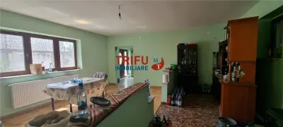 Casa 10 camere de inchiriat zona Centru cu piscina interioara - foto 19