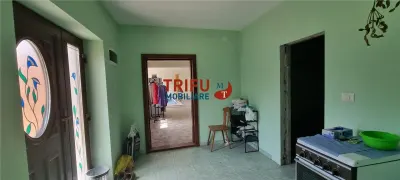 Casa 10 camere de inchiriat zona Centru cu piscina interioara - foto 20