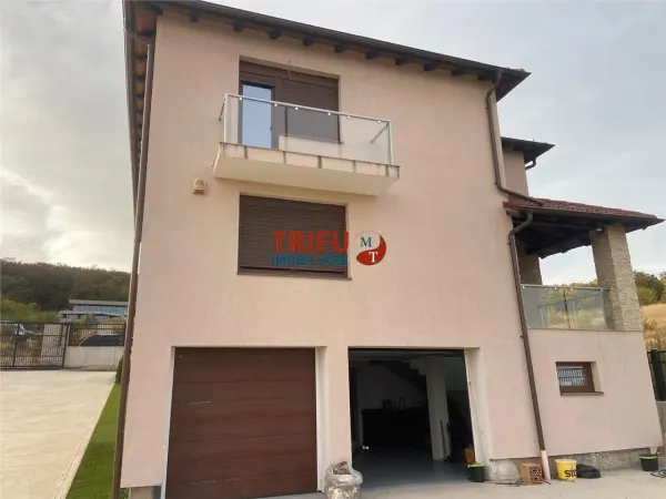 Casă 7 camere Alba Iulia - poza 2